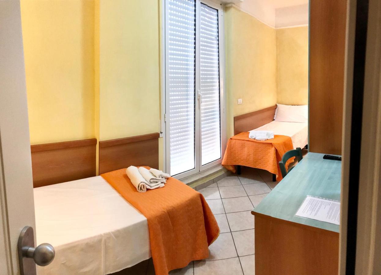Hotel Naica Rimini Exterior photo